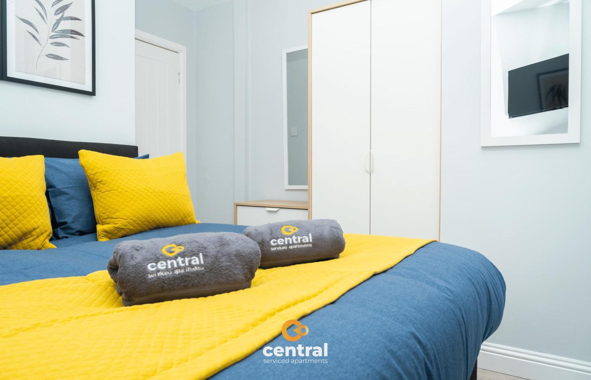 Central Serviced Apartments - 2 Bedroom - Ground Floor - Monthly & Weekly Bookings Welcome - Free Street Parking - 2 Double Beds - Wifi - Smart Tvs In Rooms - Fully Equipped - Heating 24-7 - Contractor & Short Stay Favourite Dundee Zewnętrze zdjęcie